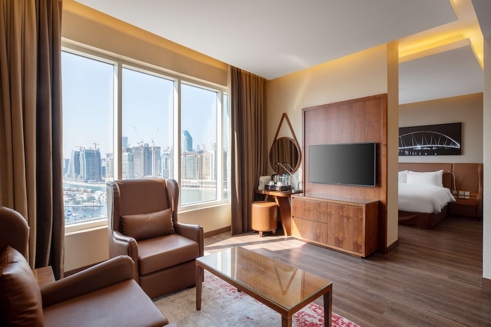 Radisson Blu Hotel, Dubai Canal View — снимок 24
