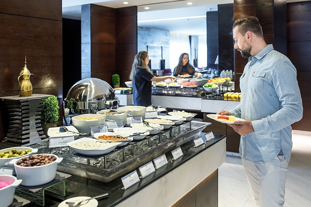 Royal M Hotel — снимок 9