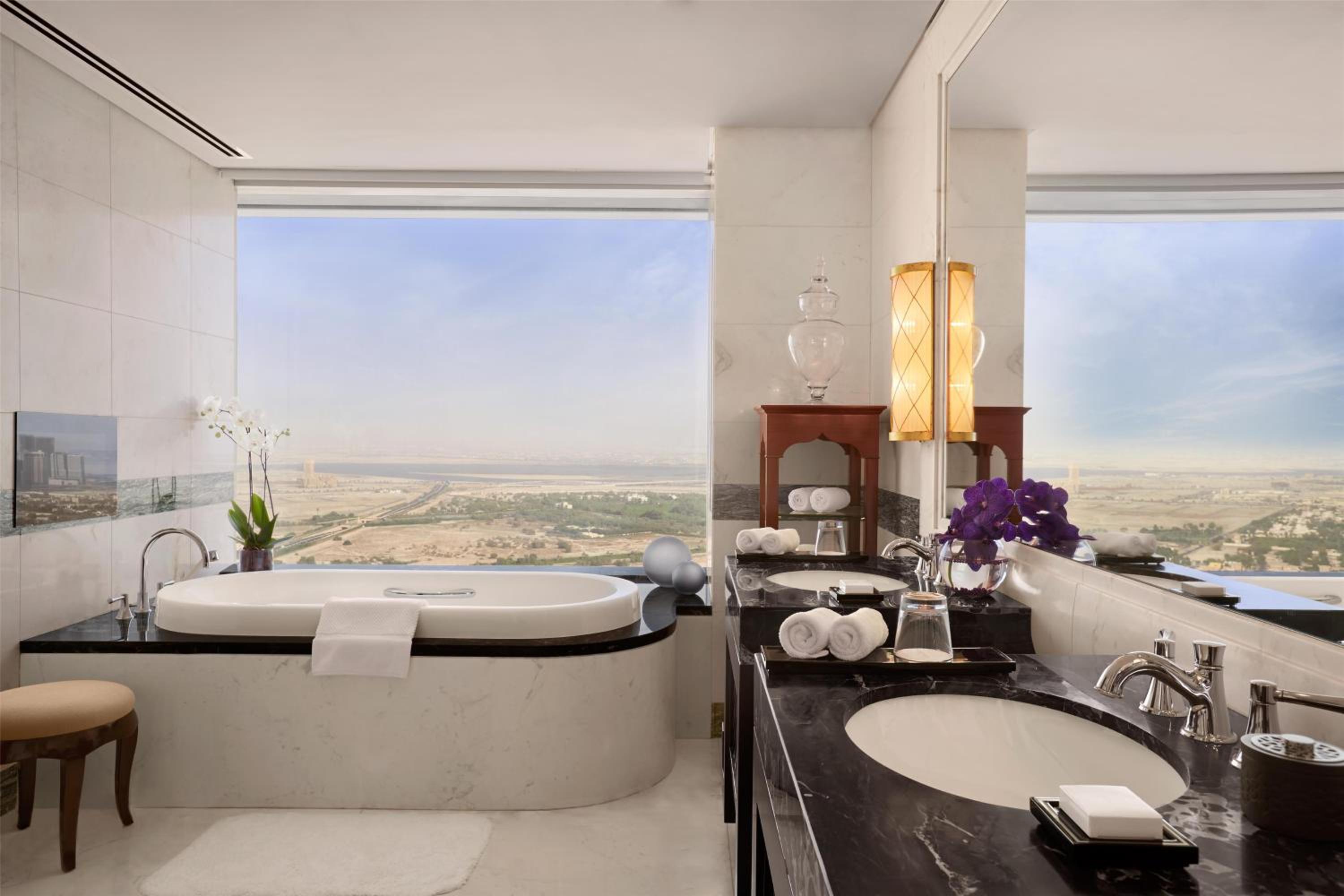 Conrad Dubai — снимок 7
