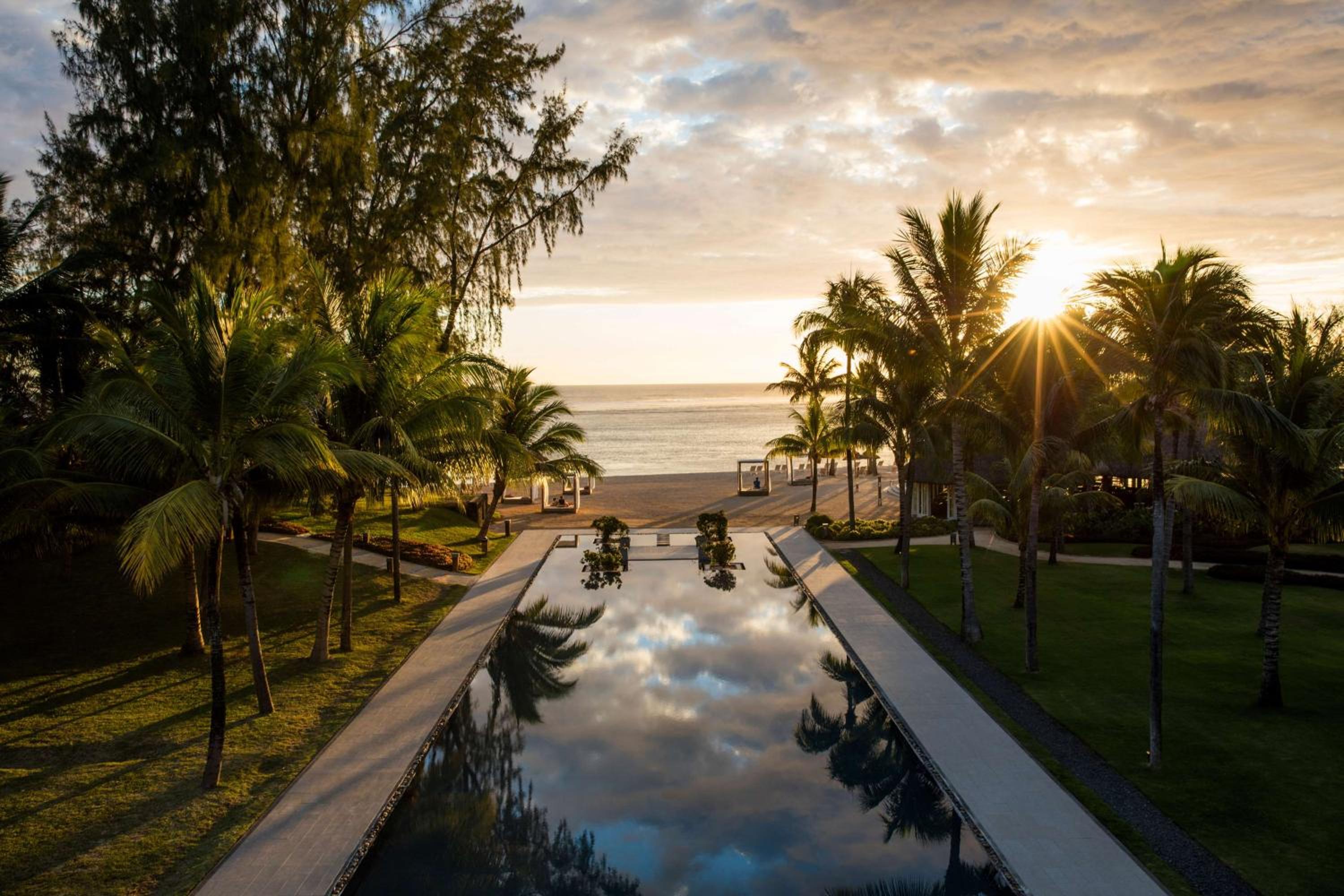 Outrigger Mauritius Beach Resort — снимок 12